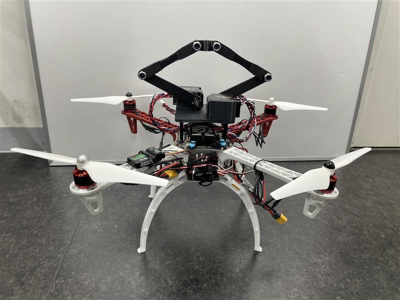 浮遊型マニピュレータ